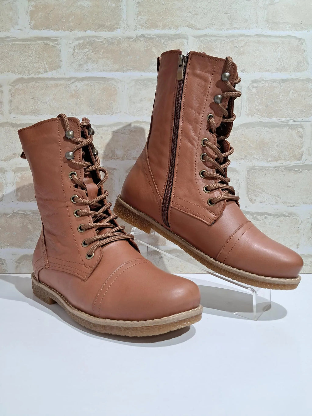 Rilassare Tomika Boot Chestnut
