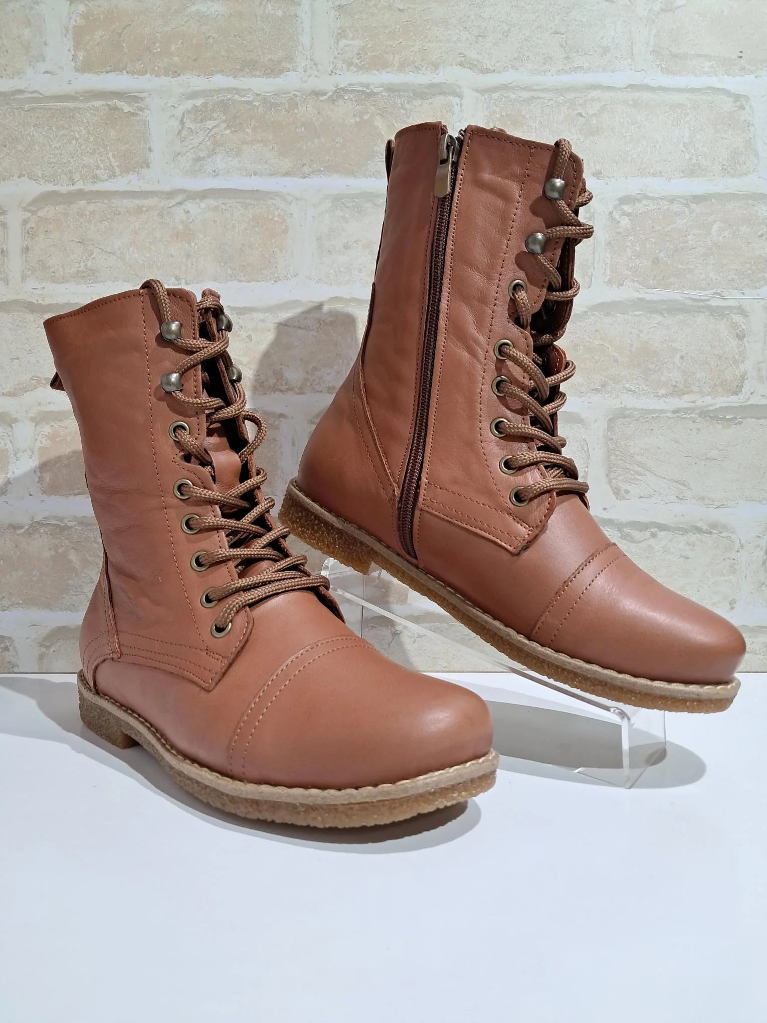 Rilassare Tomika Boot Chestnut