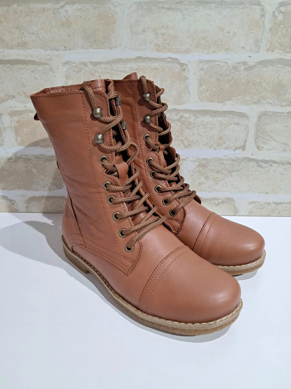 Rilassare Tomika Boot Chestnut