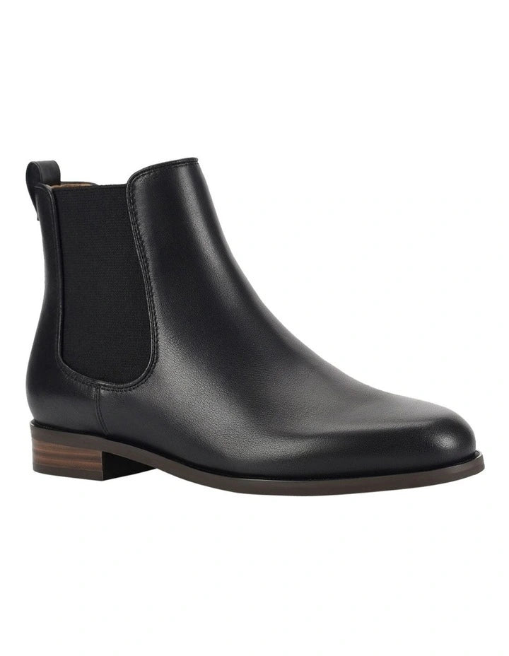 Lauretta Boots in Black