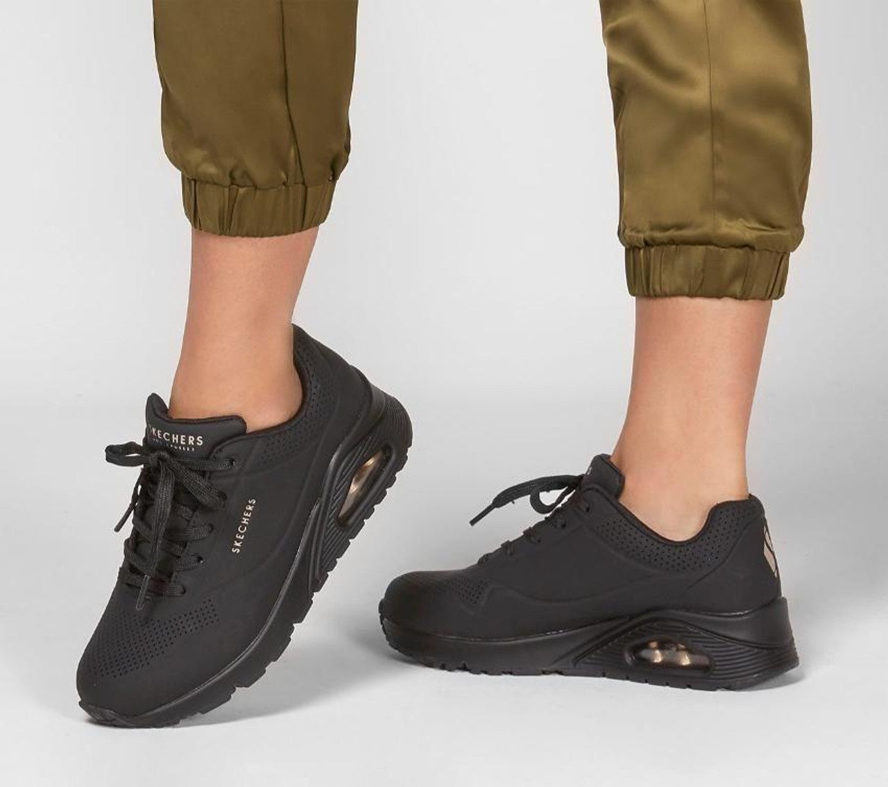 UNO Stand On Air Sneaker Black