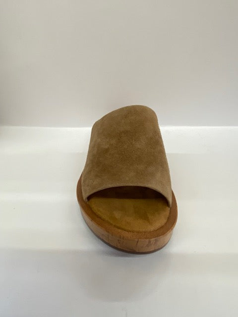 Farons Light Chocolate Suede Slide