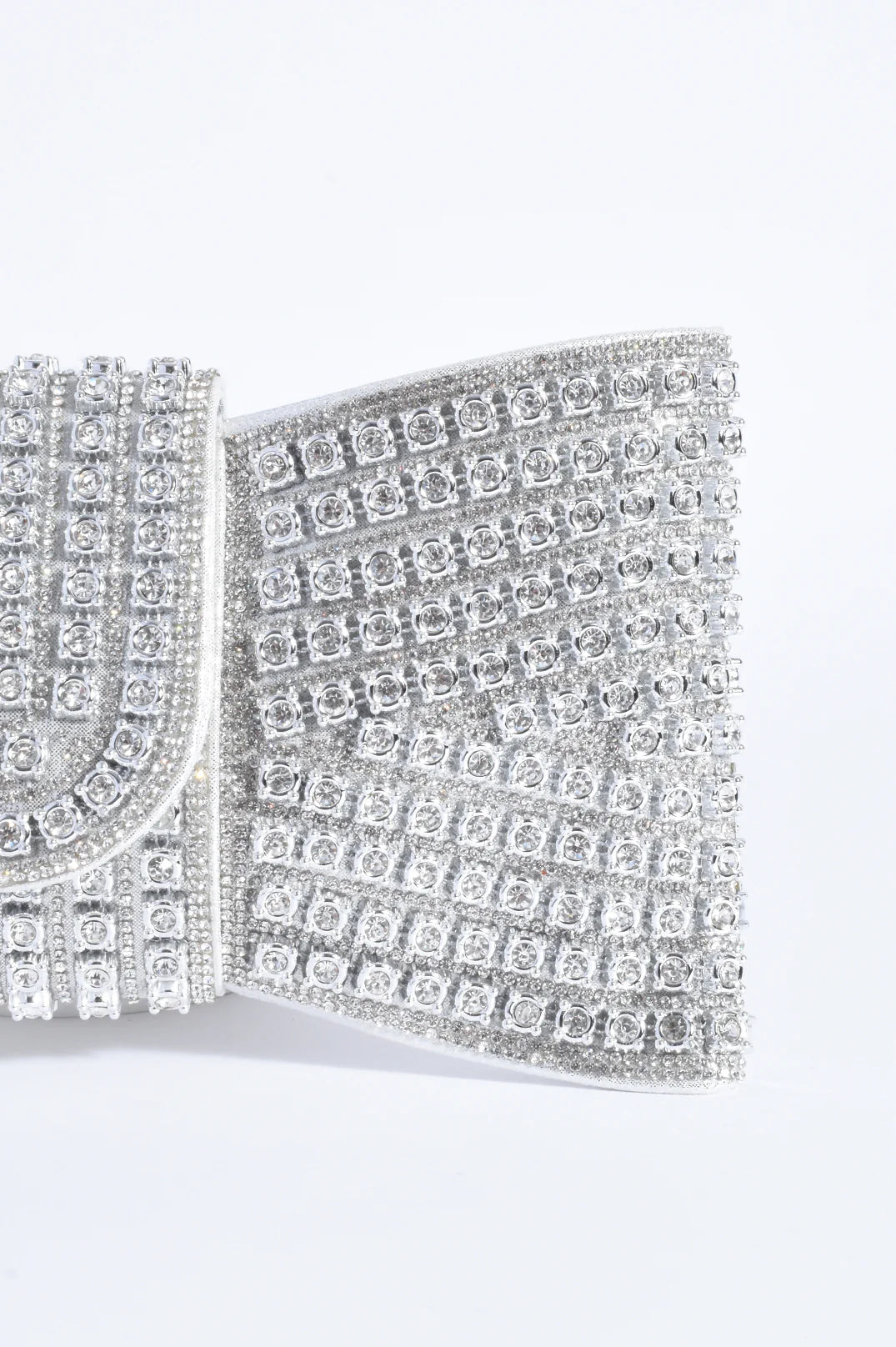 Stephie Diamante Bow Clutch (Silver)