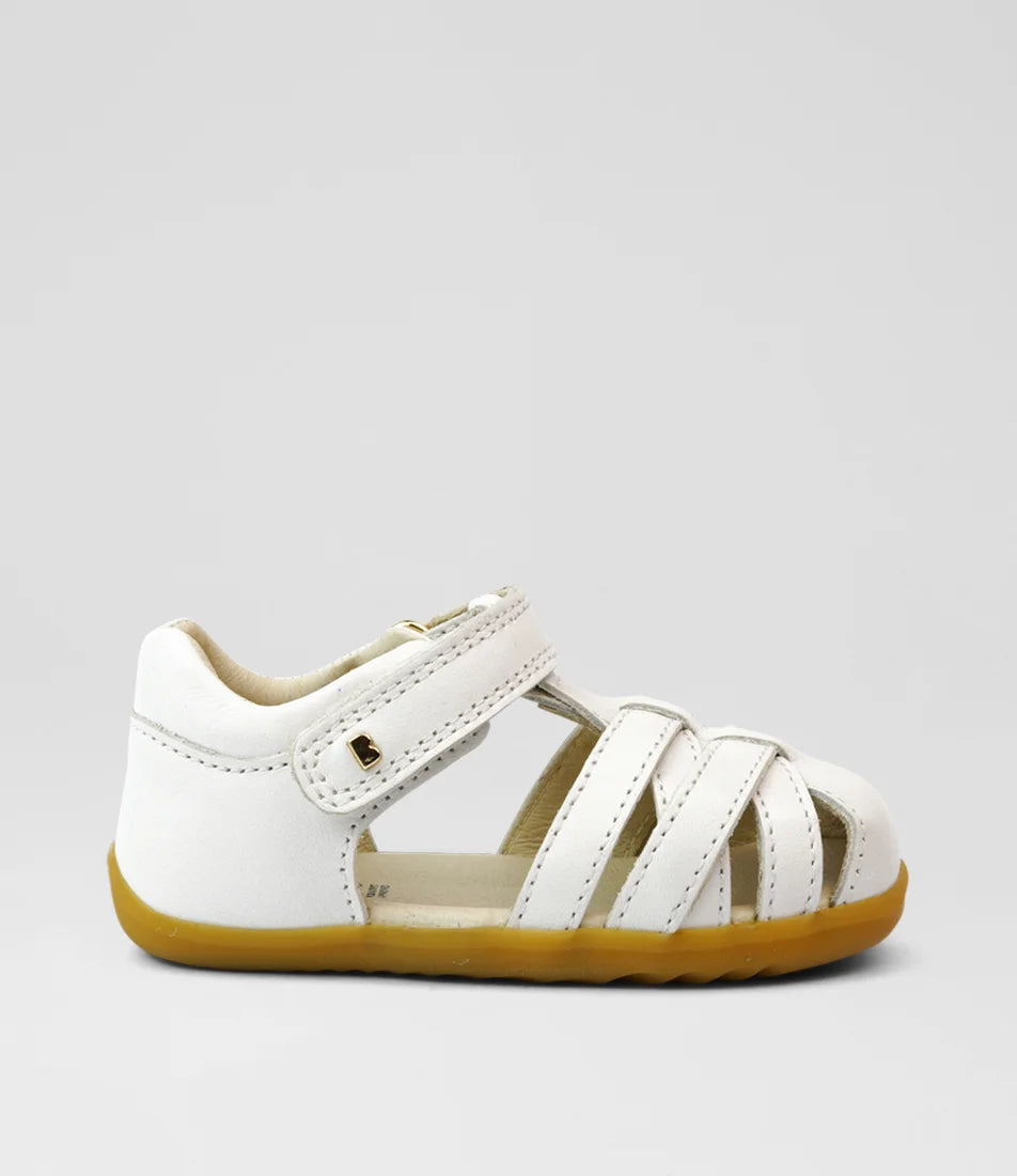 Step Up Cross Jump Sandal White
