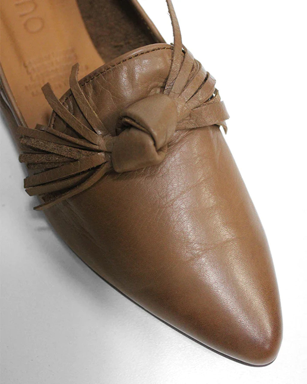 Bestie Flat Dark Quero