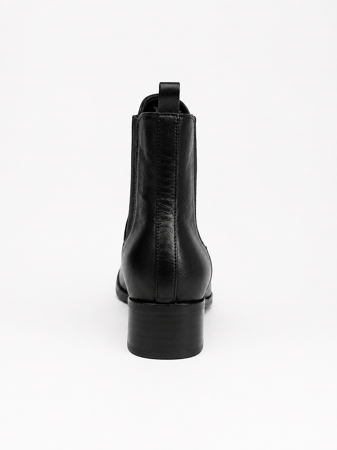 Memmeli Black Leather Chelsea Boots