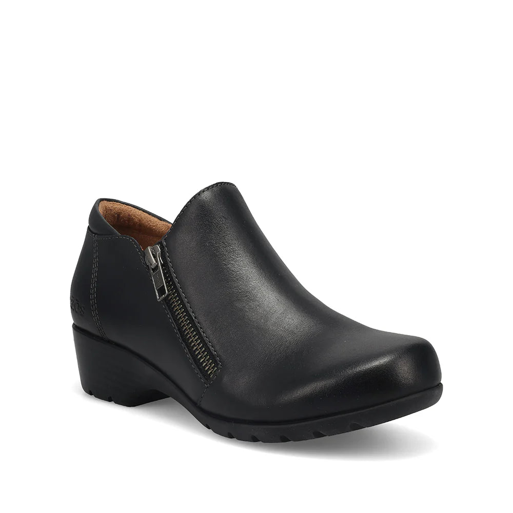 Daily Leather Court Shoe