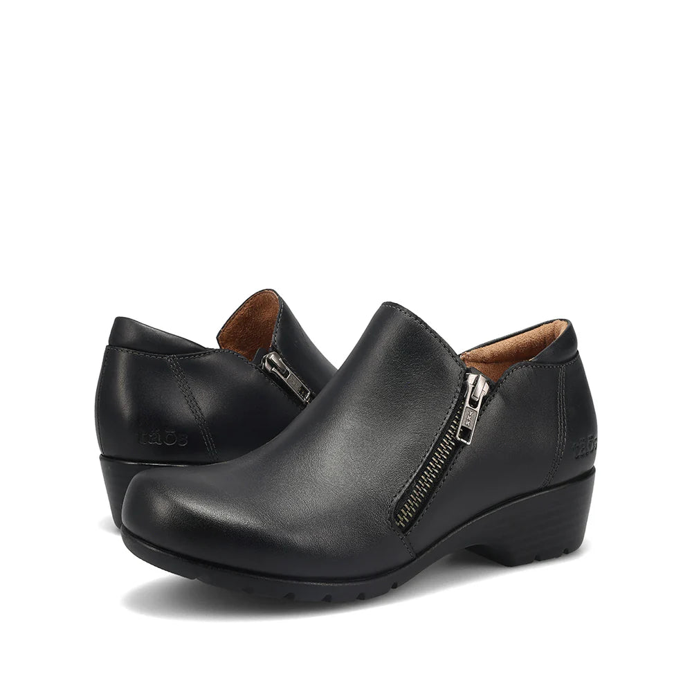 Daily Leather Court Shoe