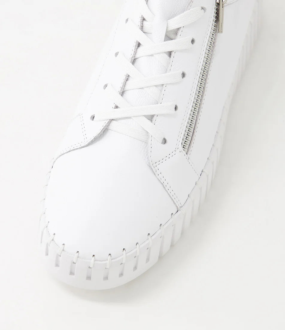 Bump Sneaker White