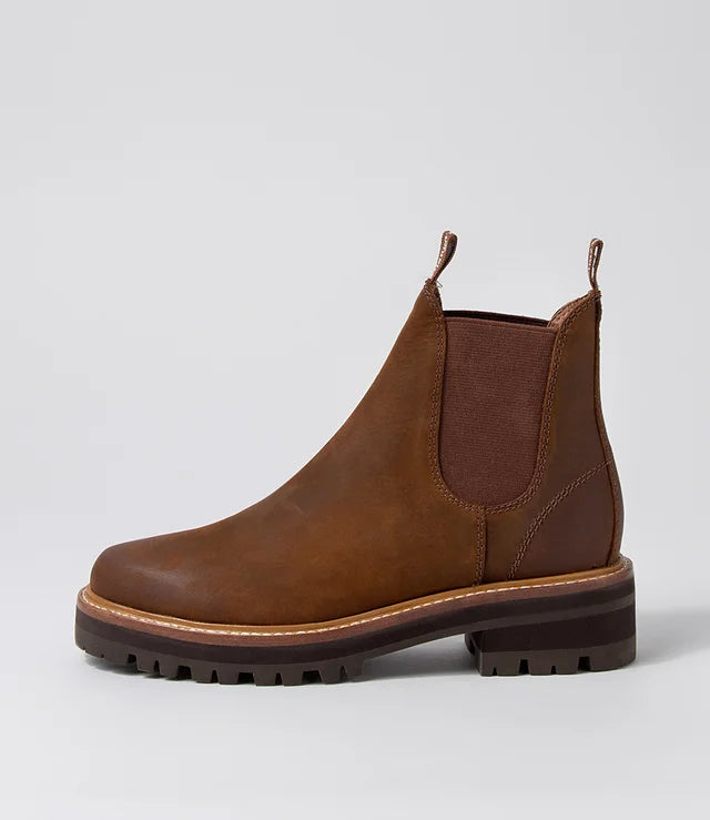 Femi Crazyhorse Leather Chelsea Boots
