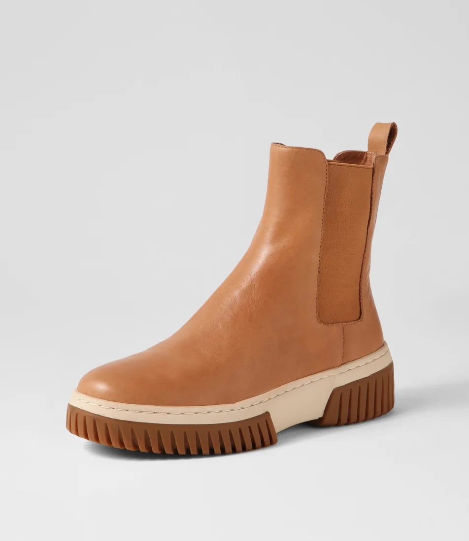 Yaella Tan Vanilla Leather Chelsea Boots