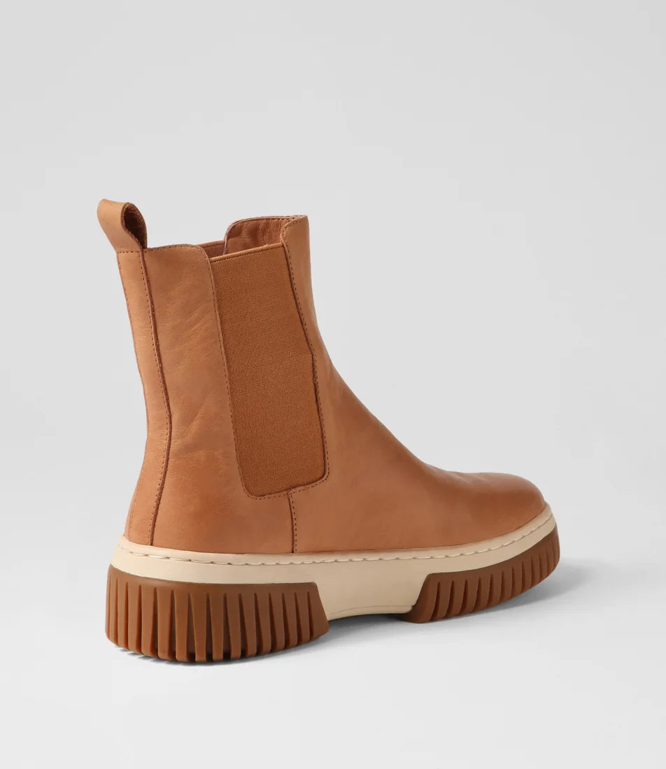 Yaella Tan Vanilla Leather Chelsea Boots