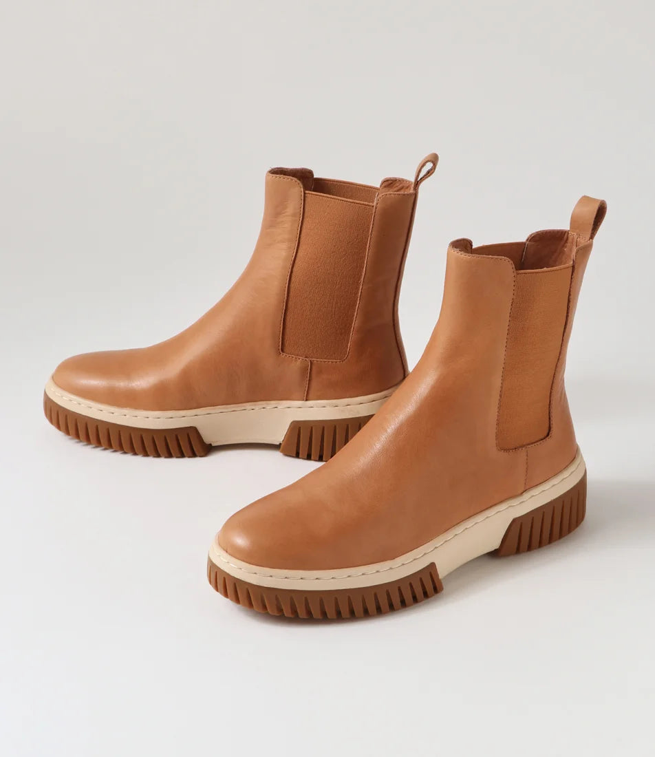 Yaella Tan Vanilla Leather Chelsea Boots