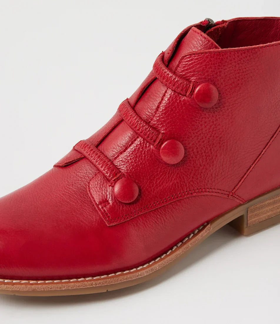 Lindar Button Boot Red