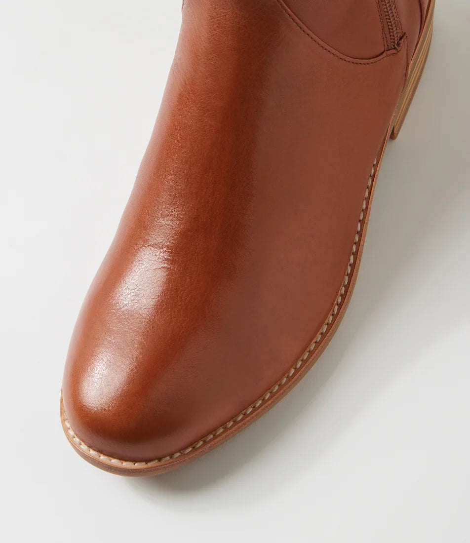 Lights Fur Lined Leather Boots Tan