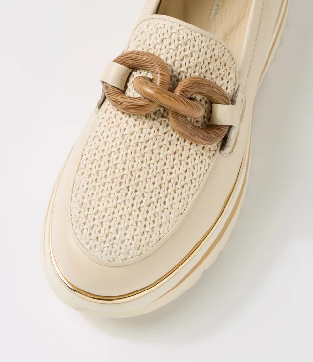 Eggey Milk Ivory Leather Raffia Loafers