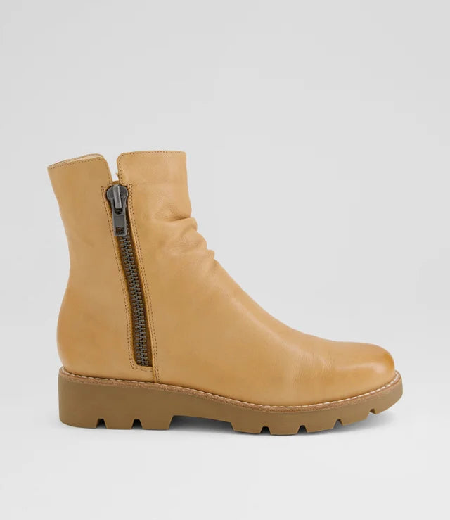 Dixeya Dark Tan Light Choc Leather Ankle Boots