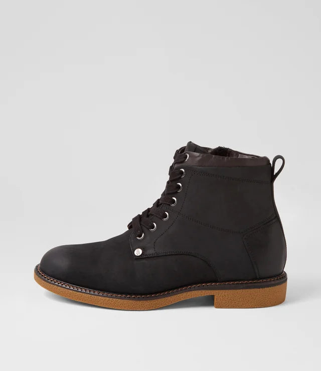 Montreal Boot Black Rub