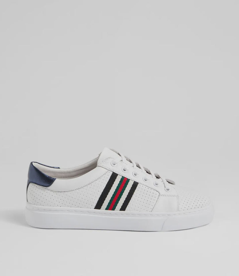 Oliny White Sneaker – Char & CO