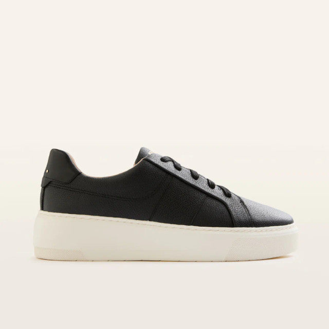 Riley Sneaker Black Tumbled