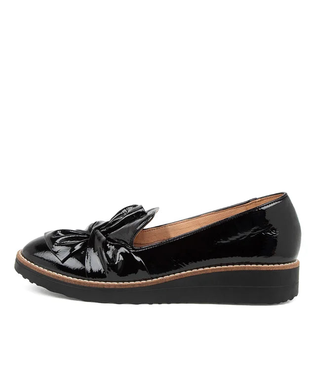 Oclem Black Patent Leather