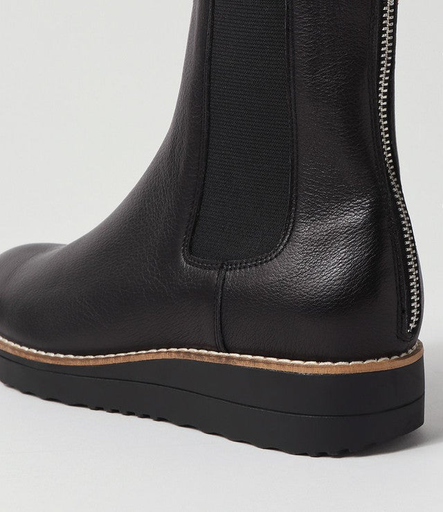 Oremi Chelsea Boot Black