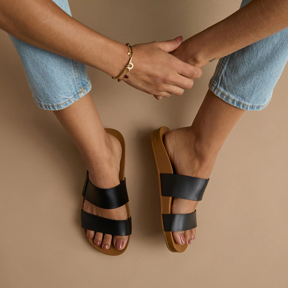 Womens Cushion Vista-Black/ Natural
