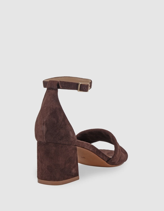 Britt Heel Suede Chocolate