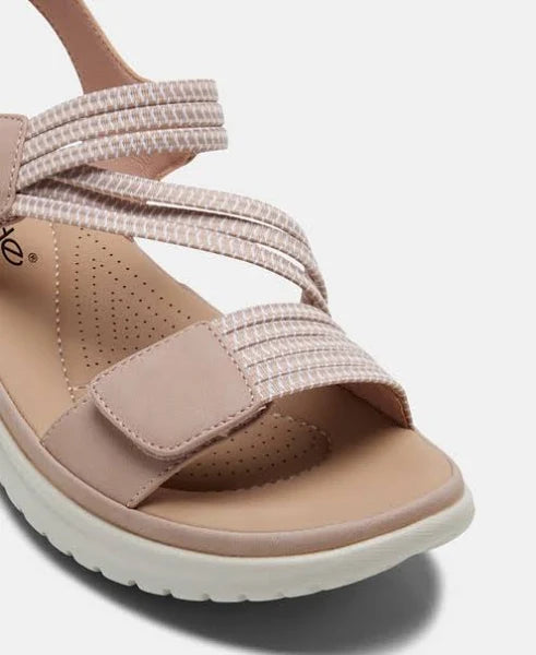 Sannah Sandal Make up
