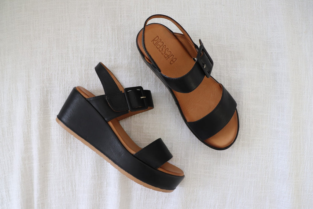 Penny Leather Wedge Black