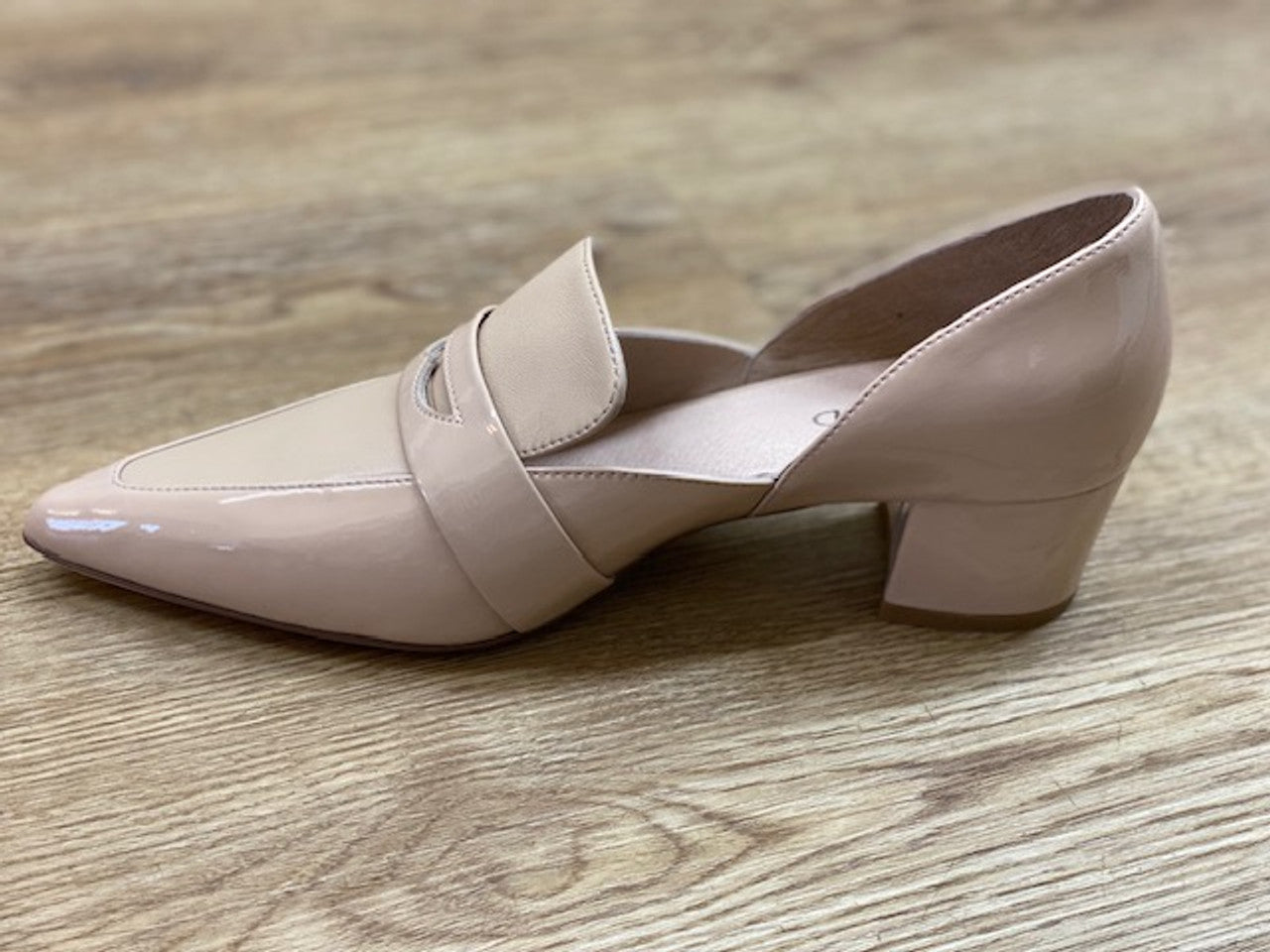 Arni Patent Closed Toe Block Heel Cafe (nude)