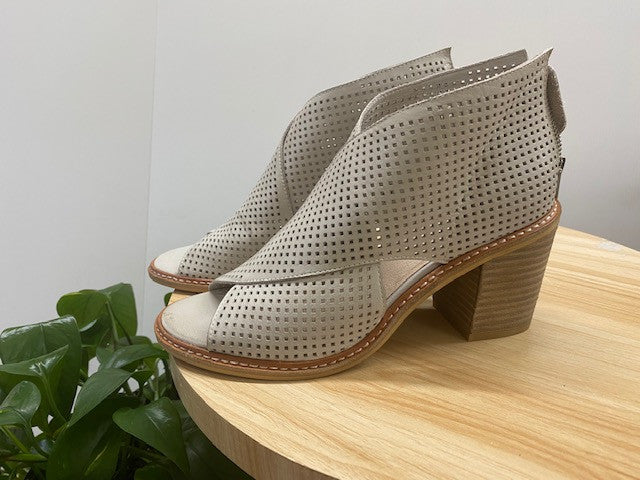 Greeca  Heel  Stone Leather