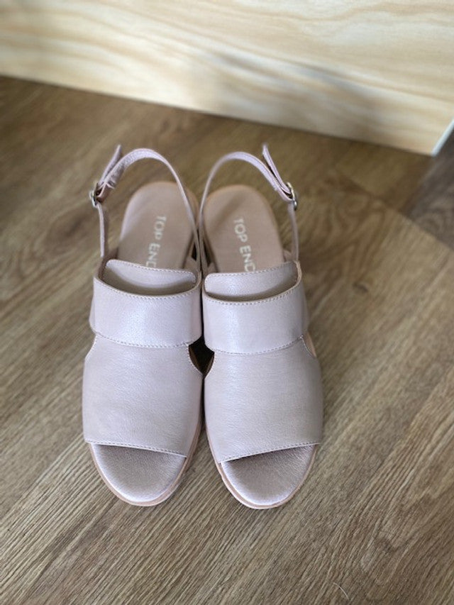 Grissa Wedge Sandal Cafe